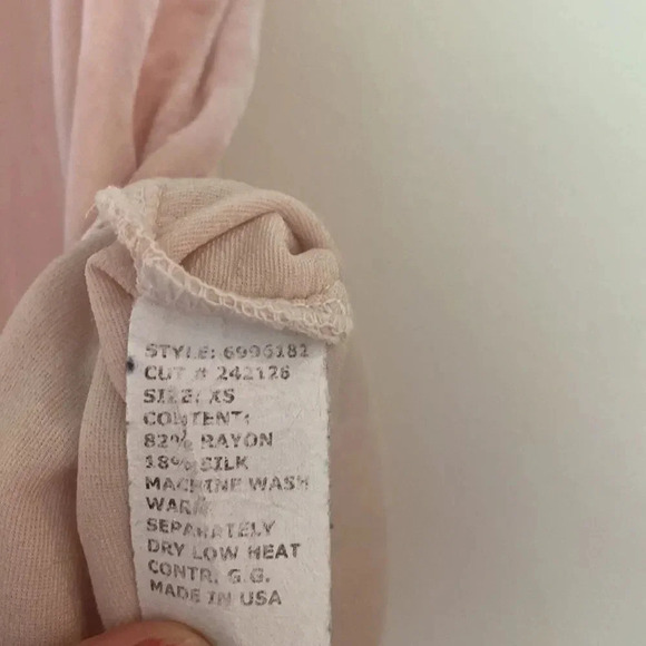 CUT Loose real velvet (silk and rayon) light pink short sleeve short Sz XS - Picture 3 of 8